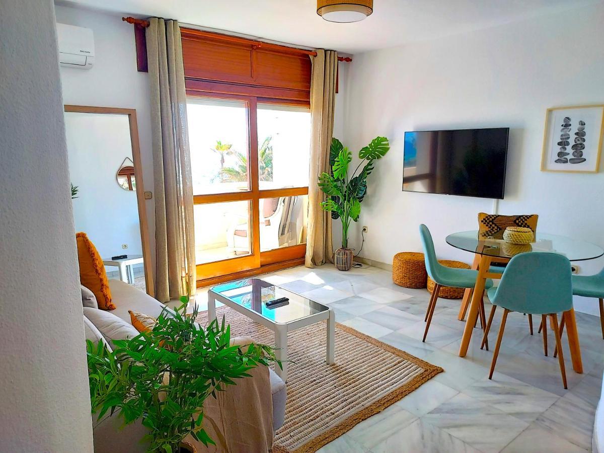 Beachfront Primera Linea De Playa En Casco Antiguo เอสเตโปนา ภายนอก รูปภาพ