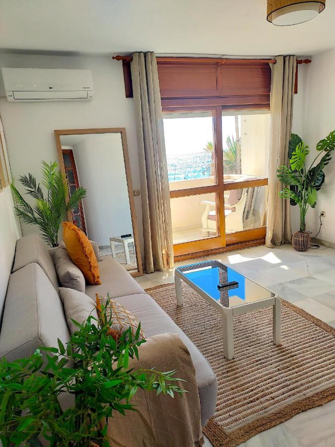 Beachfront Primera Linea De Playa En Casco Antiguo เอสเตโปนา ภายนอก รูปภาพ